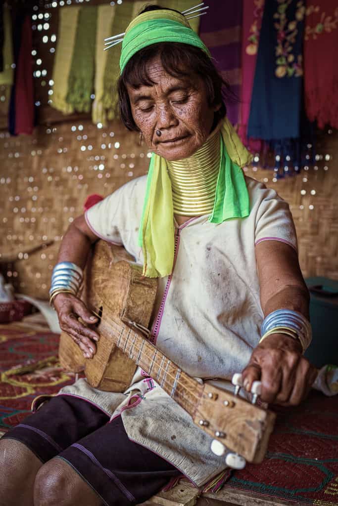 A Karen Longneck woman in Panpet Village